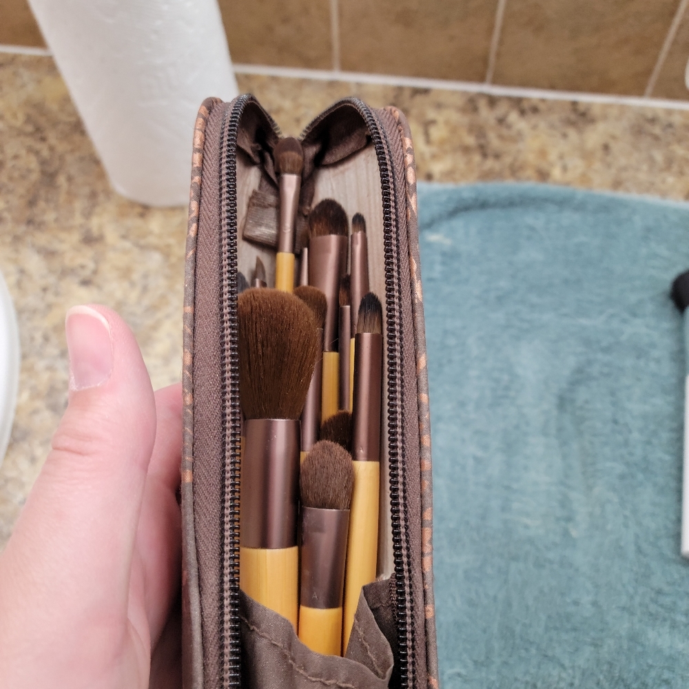 Makeup Brushes